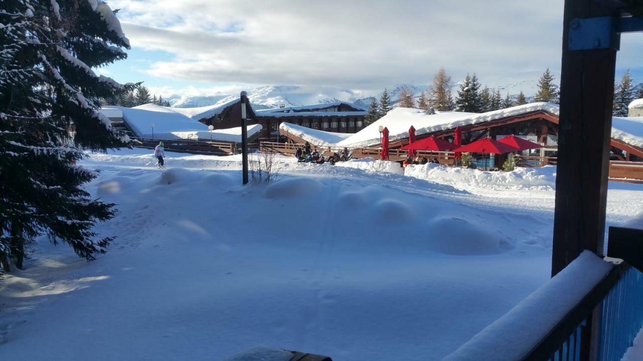Arc 1800 Skis Aux Pieds Appartement *
